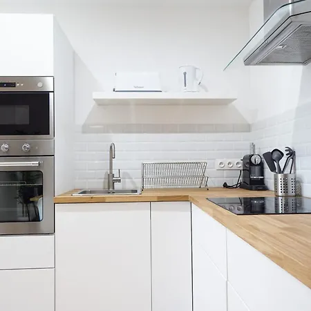 Spacious Duplex Apartment - Eiffel Tower * Parijs