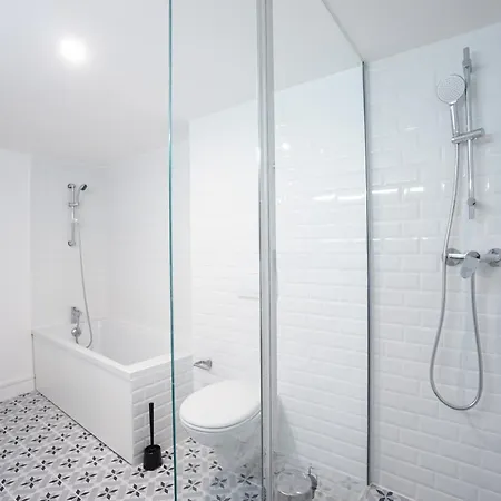 Spacious Duplex - Eiffel Tower Apartman Párizs